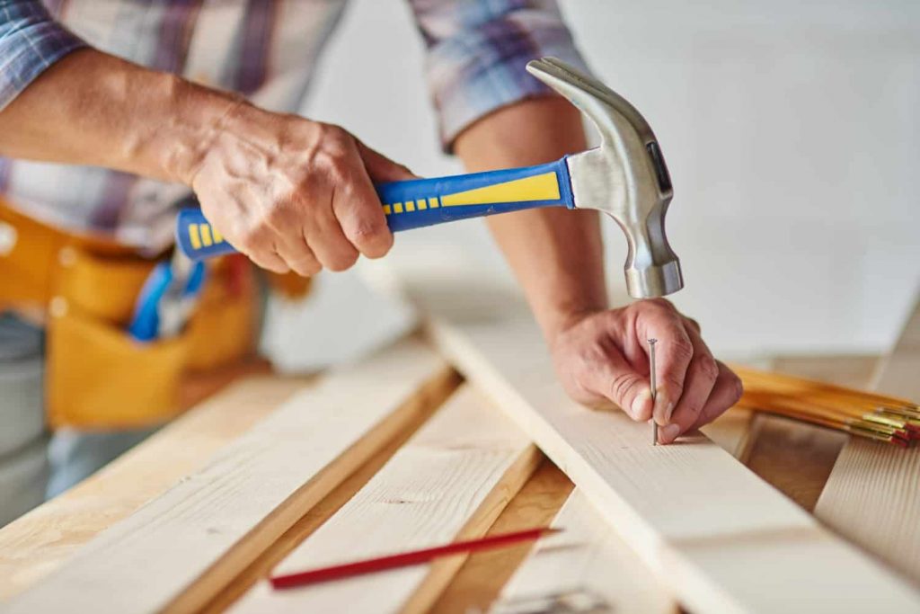 Picture of a man working with hammer