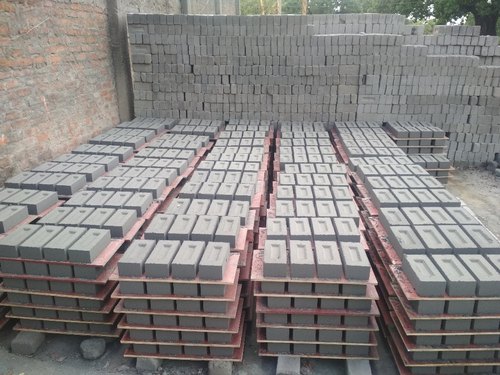 Picture o fly ash bricks